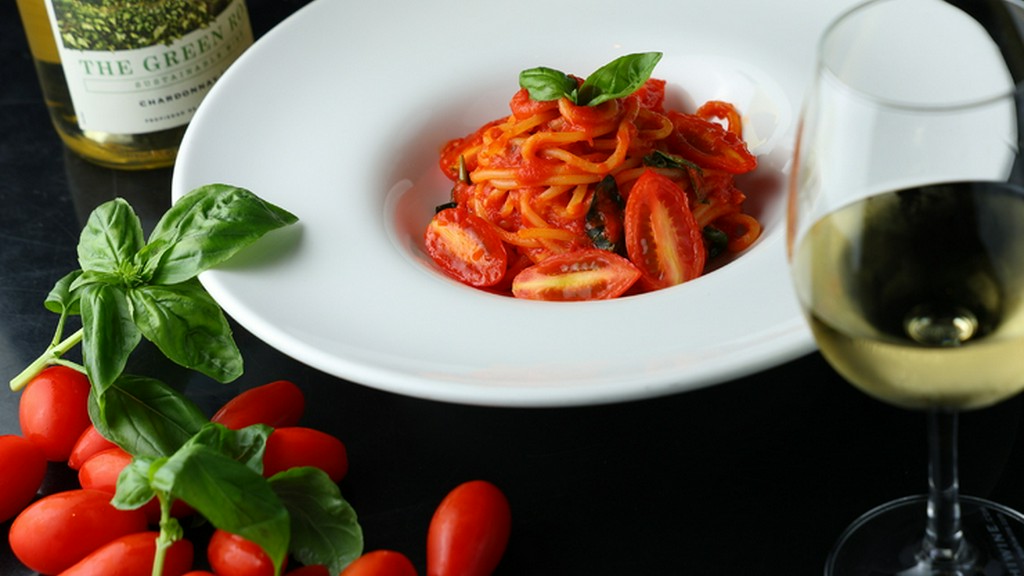 『シシリアンルージュとバジリコのトマトソース　モッチリーニ』