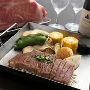 200g 6800円／250g 8500円／300g 10200円