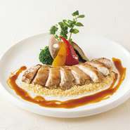 パンまたはライス付き