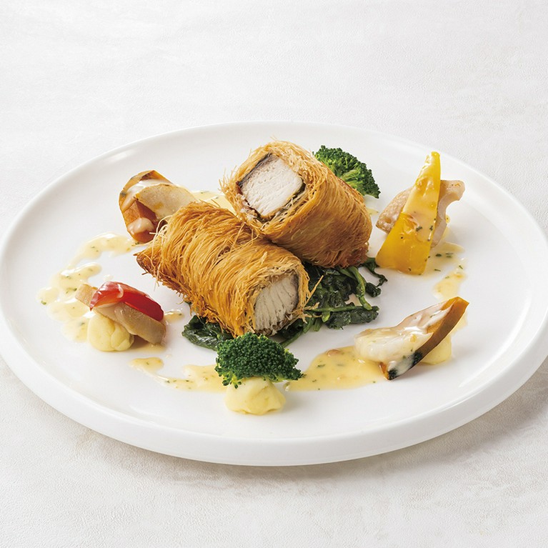 【期間限定】鰆のカダイフ包み ～偕楽園の梅香るブールブランソース（+700）