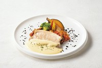 ［茨城県産銘柄豚 常陸の輝き使用］
柔らかくソテーしたロース肉を、フランス伝統のベアルネーズソースでお召し上がりください。
