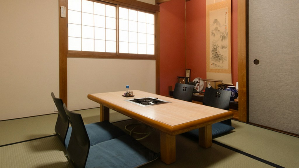 贅沢なふぐ料理をゆったりと堪能できるプライベートエリア