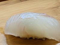 白身の魚の代表!
身も美味しいですが、縁側もこれまた絶品です。