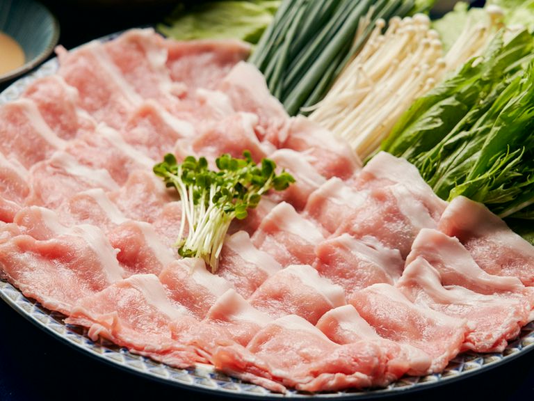 選りすぐりの国産素材をしゃぶしゃぶで満喫