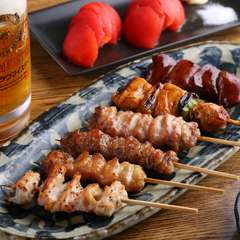 「紅富士鶏」使用。柔らかさにこだわった『焼き鳥』