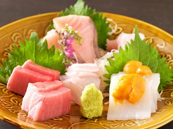 その時にしか味わえない、季節のご馳走盛り合わせ『お造り盛り合わせ（お任せ5種盛）』