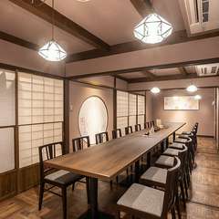 22年4月に改装リニューアルした店内