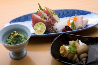 その時期ならではのおいしさを満喫『お造り』