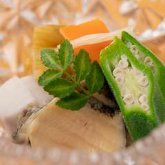 季節の野菜を味わえる『炊き合わせ　季節の冷やし鉢』