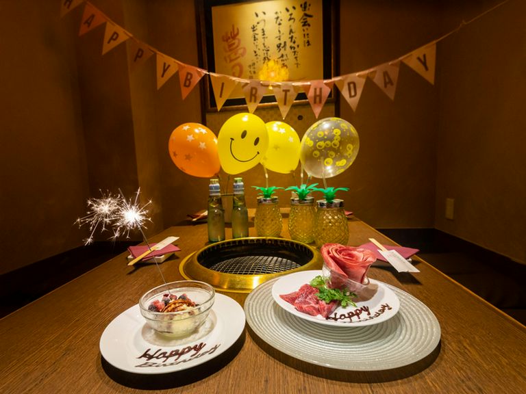 完全予約で、心を込めたメッセージプレートも用意