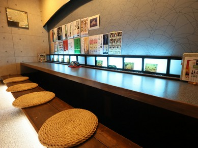 肩肘張らせぬ空間でおいしい和食を堪能する