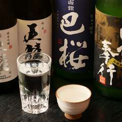 旬の素材を活かした逸品、季節限定の日本酒にも注目