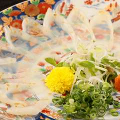 ＜【鹿六】だけの味！＞イカの甘みを実感できる　鹿六オリジナル『イカの叩き』