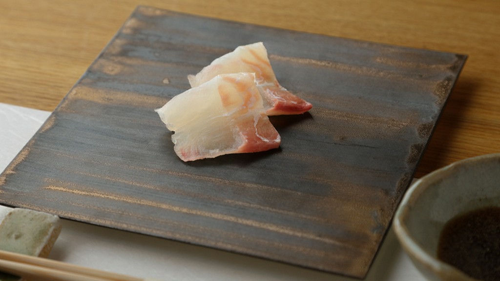 極上の握りと旬の肴に寄り添う旨い酒が揃い、季節酒も充実！