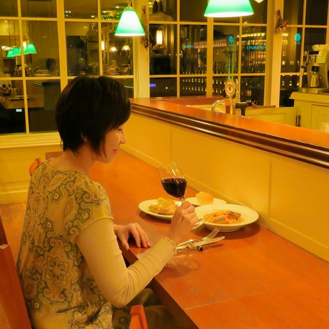 カウンター席がある