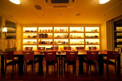 8～10名でも使える半個室