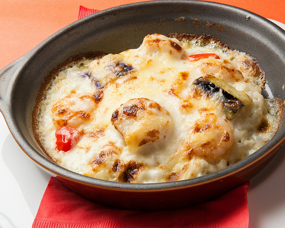 ホタテとエビと野菜のドリア