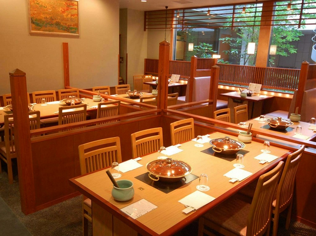 厳選牛を心ゆくまで楽しむ食べ放題・飲み放題コース