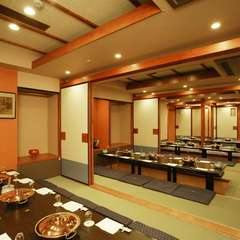 水入らずの会食を心ゆくまで楽しめる大小さまざまな個室席