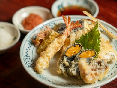 定番からつな八流のオリジナルメニューまでお楽しみいただけます