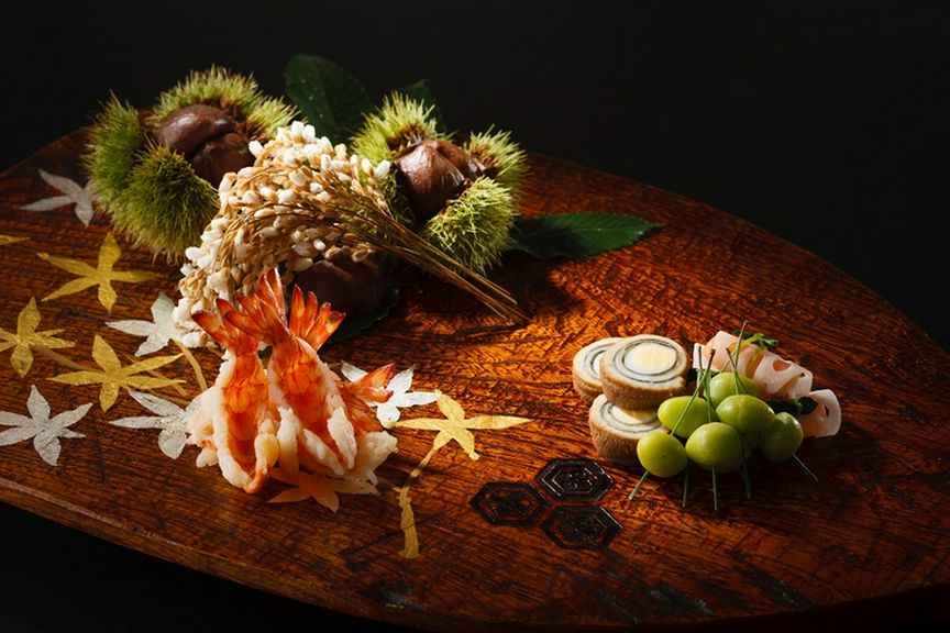 特別な日を彩りを添える、くつろぎの空間と四季の逸品