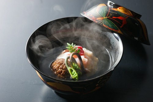 椀盛（海老真薯）