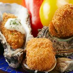 薄い衣にカキの旨みをギューッと閉じ込めた『カキフライ』