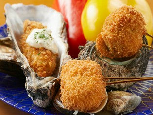 薄い衣にカキの旨みをギューッと閉じ込めた『カキフライ』