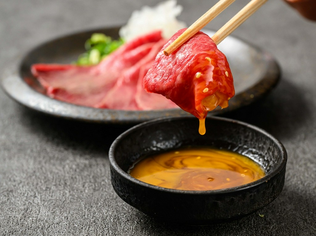 [おすすめ]炙り赤身ユッケ