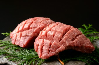 薄切り塩タン（ゆず果汁）