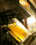 焼肉のお供には定番・生ビール。一口目の幸せをしっかり味わっていただくため、丁寧にサーバーで入れています。瓶ビールもございます。