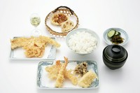 昼膳
