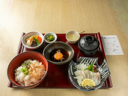 ぶっかけ鯛めし膳