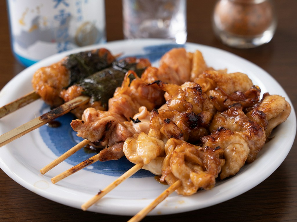 秘伝のタレの奥深い味わいが絶品『 焼鳥盛り合わせ』