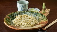 蕎麦の芳ばしい香りが広がる『手打ち蕎麦』