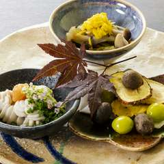 旬の食材を存分に。『前菜三種盛り』
