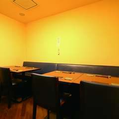 プライベート空間でゆったりと。本格和食を味わえる老舗居酒屋