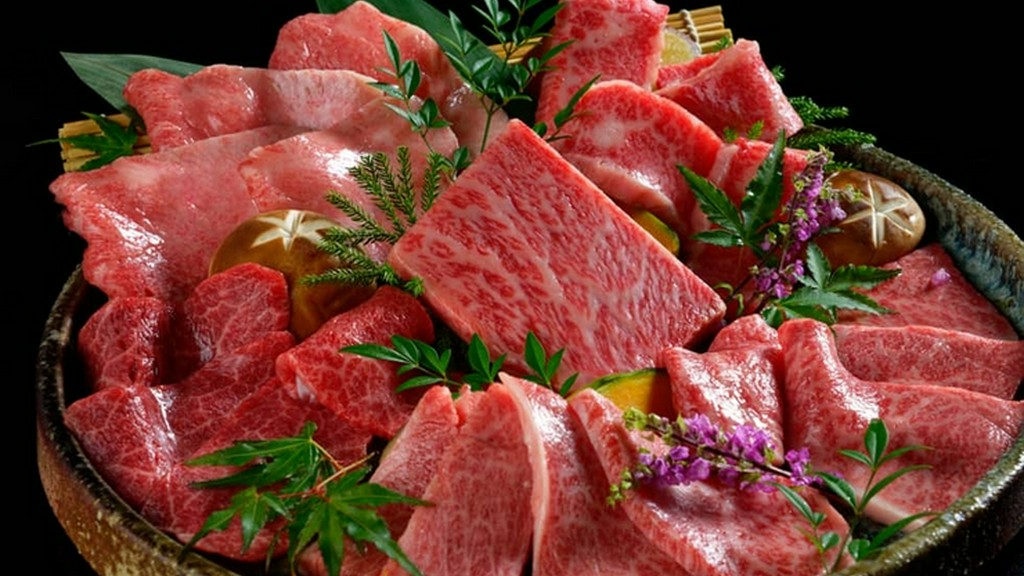 松阪牛の各部位が持つ個性を尊重した一皿『“おまかせ” 盛り合わせ8種』