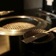 国内外問わず遠方から訪れる方にとって、【Mの焼肉　福島本店】での食事が心に残る特別な体験となるよう、おもてなしに心を尽くす筒井氏。食の中に、温かさを感じさせるようなシーンを生み出します。