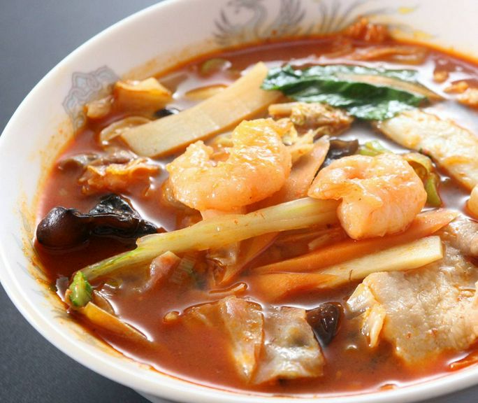 北京ちゃんぽん／酸辣湯麺