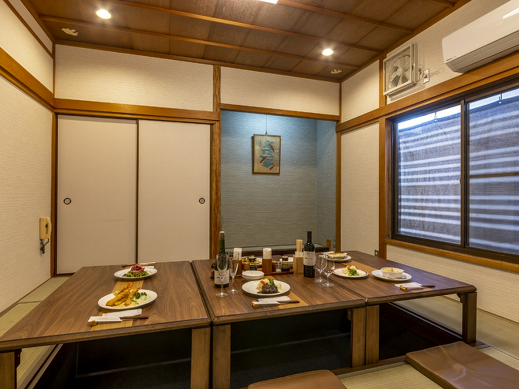 完全個室（掘り炬燵）