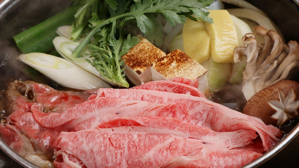 しゃぶしゃぶやすき焼きのおいしさを司る北海道産の「黒毛和牛」