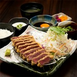 当店人気NO1　牛カツ御膳～とろろ添え～