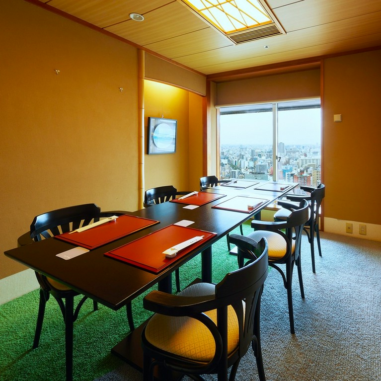 スカイツリーを望める個室は、4部屋完備