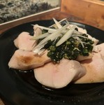 低温調理してブリブリに仕上げました。