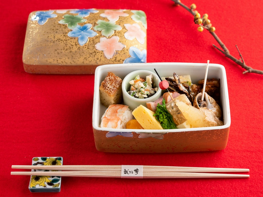 結婚記念日や誕生日など特別な日、旅の思い出を彩る食事にぜひ！