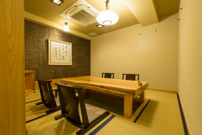 少人数で予約できる個室がある