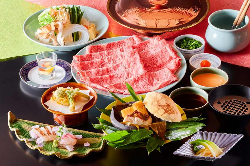 厳選した黒毛和牛を存分に楽しめる日本料理でゲストをもてなす