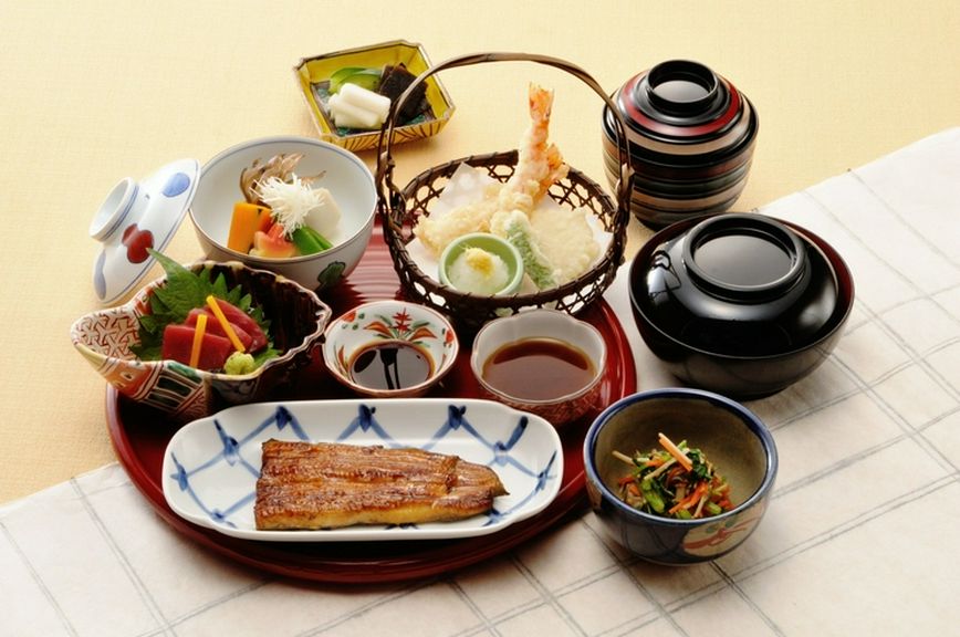月毎に味わう、季節の日本料理コース