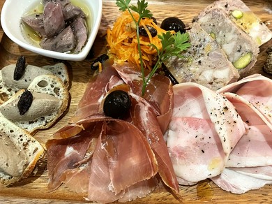 落ち着いたスペースでゆっくり